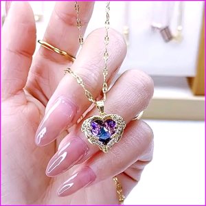 GOLD Plated Fashion Luxury Ocean Heart Crystal Pendant Titanium Women's Necklace With Gift Box
