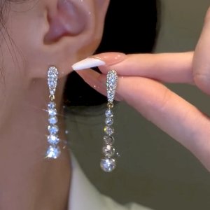 Zircon Long Tassel Gold Colour Earrings For Women Personality Fashion Earrings 